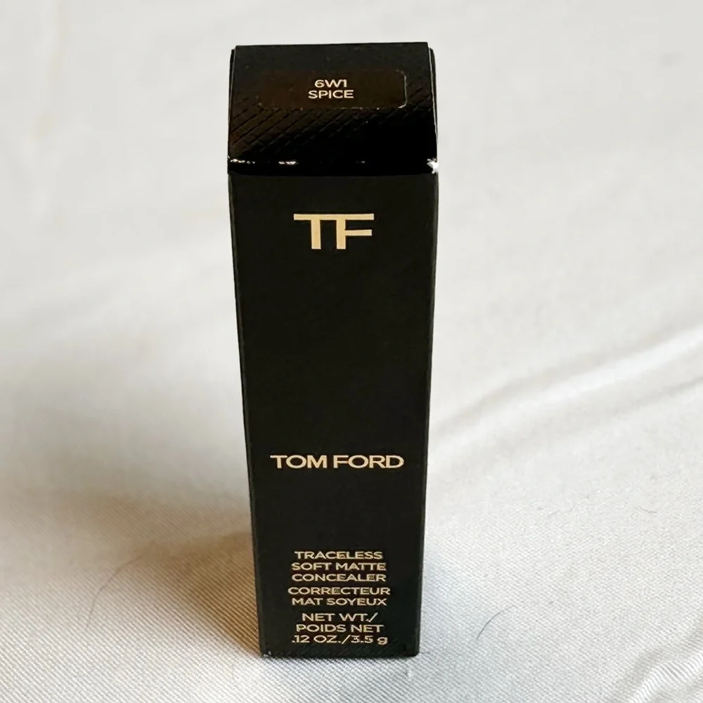 6W1 - TOM FORD Traceless Soft Matte Concealer in Color: 6W1 Spice 💜